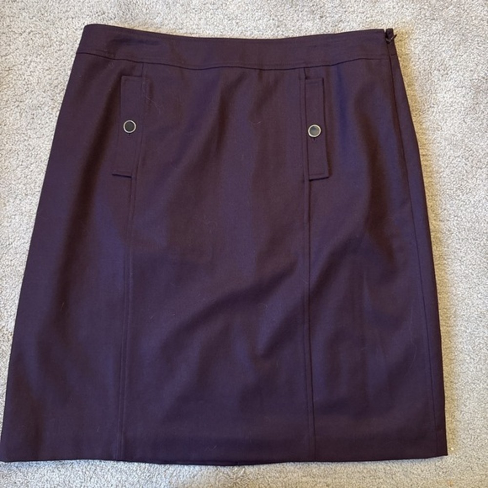 Burgundy 99% Wool Skirt Size 16P‎ NWOT Talbots Knee Length Skirt Old Money. FLAW